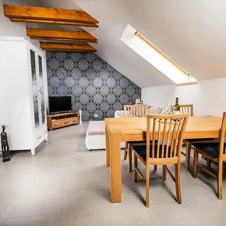 Apartmany U Orecha Boretice Exterior photo